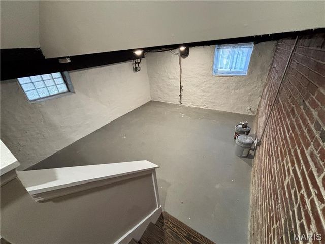 2253 Indiana Avenue, St Louis, MO 63104