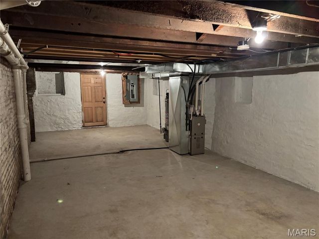 2253 Indiana Avenue, St Louis, MO 63104