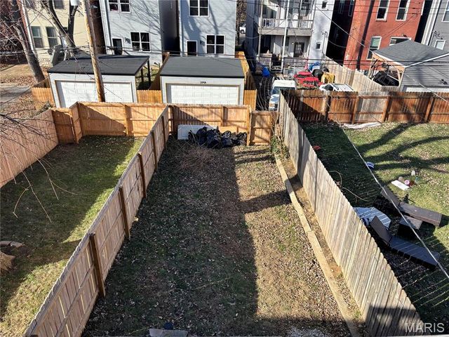 2253 Indiana Avenue, St Louis, MO 63104