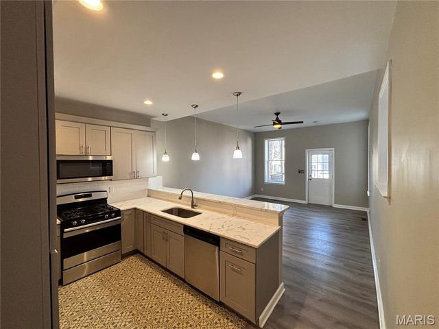 2253 Indiana Avenue, St Louis, MO 63104