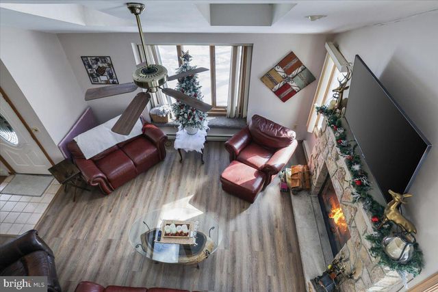 157 SELIG RD, Pocono Lake, PA 18347