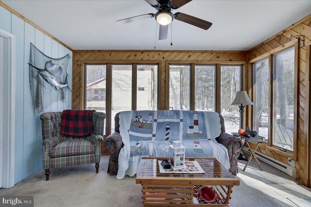 157 SELIG RD, Pocono Lake, PA 18347