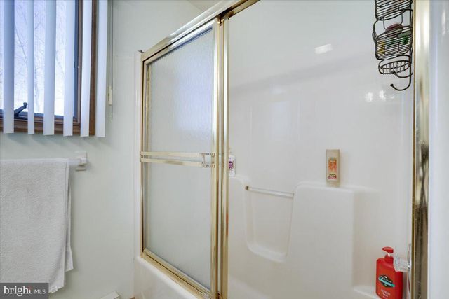 157 SELIG RD, Pocono Lake, PA 18347