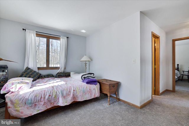 157 SELIG RD, Pocono Lake, PA 18347