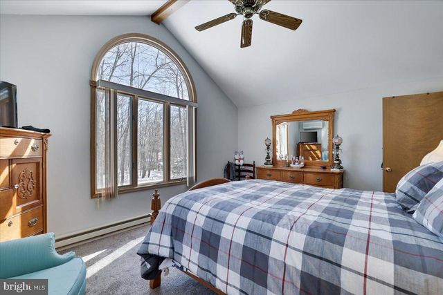 157 SELIG RD, Pocono Lake, PA 18347