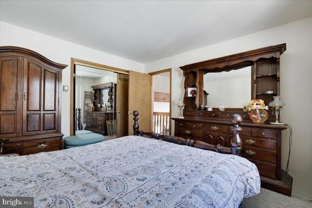 157 SELIG RD, Pocono Lake, PA 18347