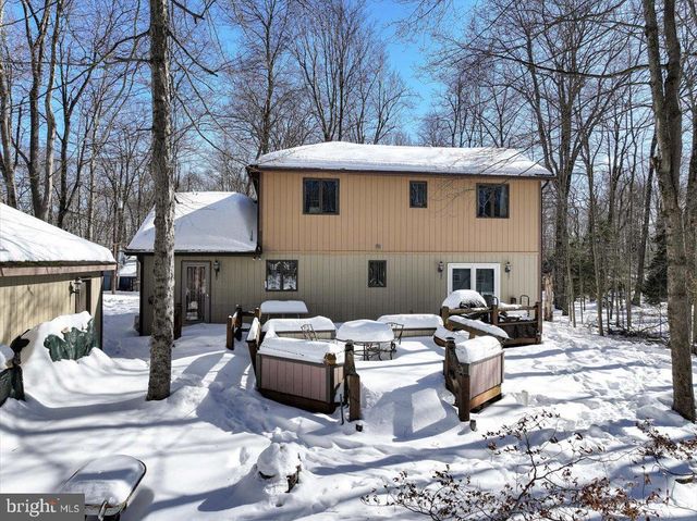 157 SELIG RD, Pocono Lake, PA 18347