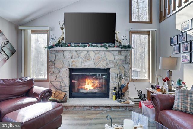 157 SELIG RD, Pocono Lake, PA 18347