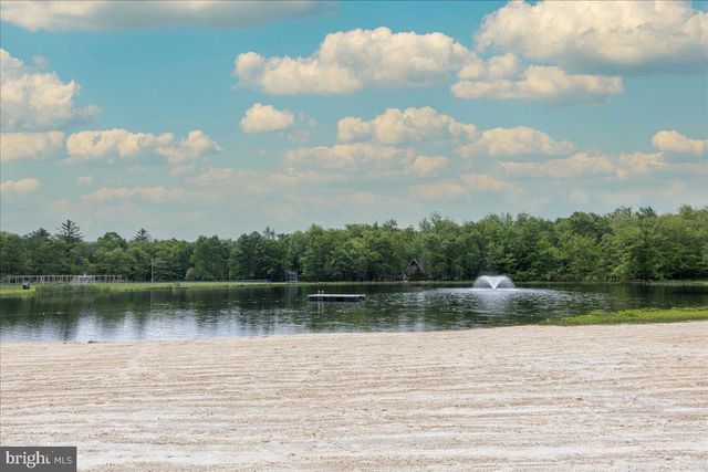 157 SELIG RD, Pocono Lake, PA 18347
