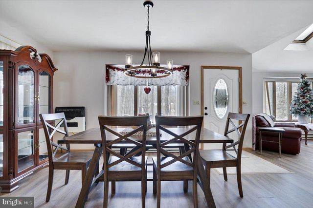 157 SELIG RD, Pocono Lake, PA 18347