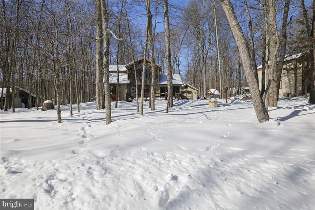 157 SELIG RD, Pocono Lake, PA 18347