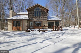157 SELIG RD, Pocono Lake, PA 18347