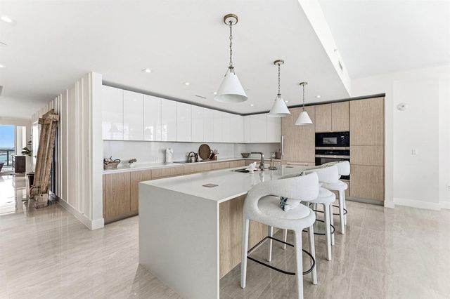 3100 N Ocean Drive 1702p, Singer Island, FL 33404