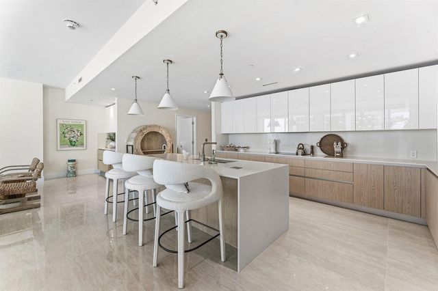 3100 N Ocean Drive 1702p, Singer Island, FL 33404