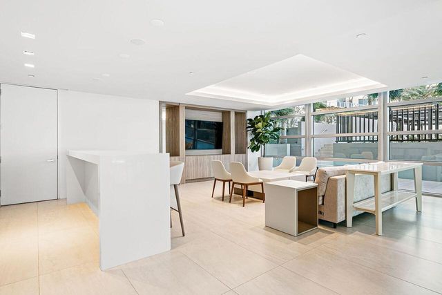 3100 N Ocean Drive 1702p, Singer Island, FL 33404