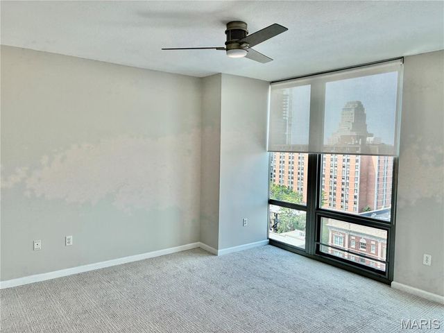 4909 Laclede Avenue 1205, St Louis, MO 63108