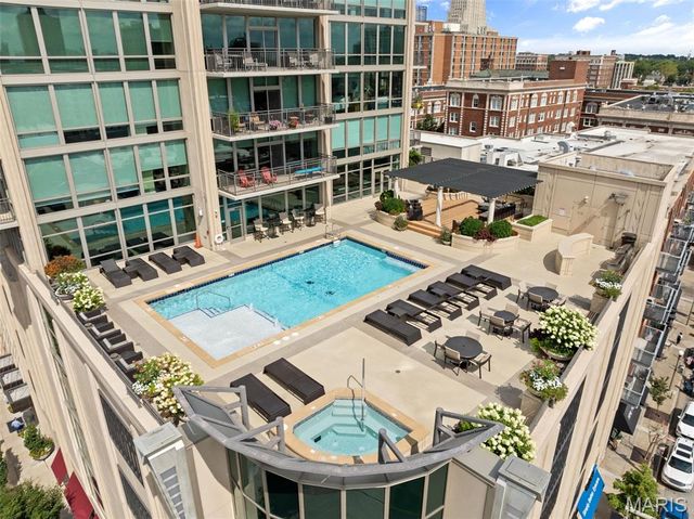 4909 Laclede Avenue 1205, St Louis, MO 63108
