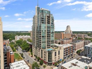 4909 Laclede Avenue 1205, St Louis, MO 63108