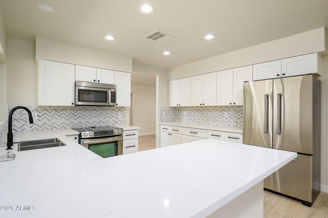 8507 E SAN FELIPE Drive, Scottsdale, AZ 85258