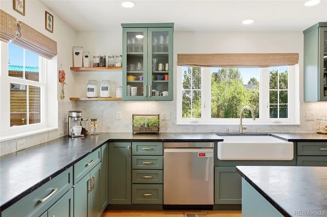 6210 S Lewis Street, Littleton, CO 80127