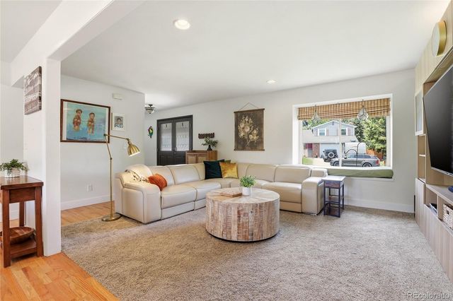 6210 S Lewis Street, Littleton, CO 80127