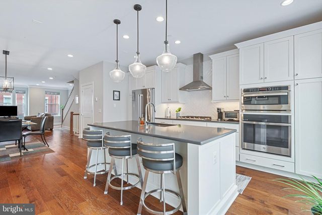 10274 GROSVENOR PL, North Bethesda, MD 20852