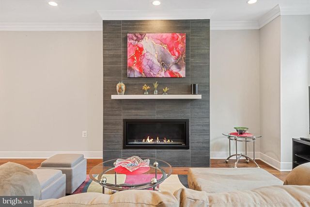 10274 GROSVENOR PL, North Bethesda, MD 20852