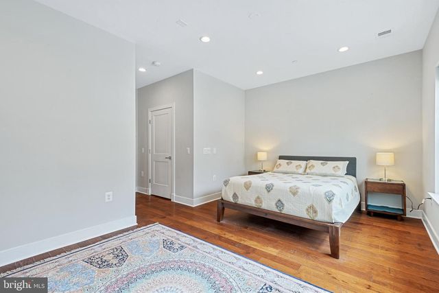 10274 GROSVENOR PL, North Bethesda, MD 20852