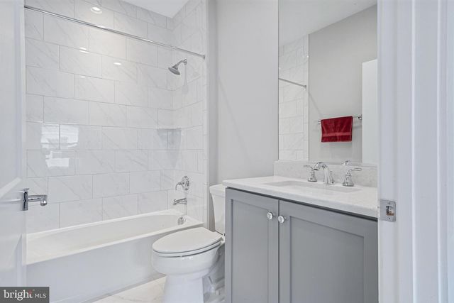 10274 GROSVENOR PL, North Bethesda, MD 20852