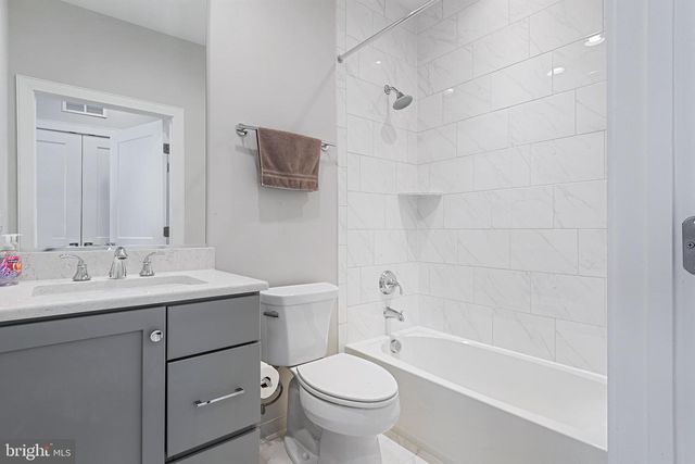 10274 GROSVENOR PL, North Bethesda, MD 20852