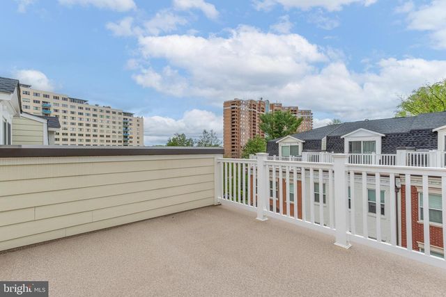 10274 GROSVENOR PL, North Bethesda, MD 20852