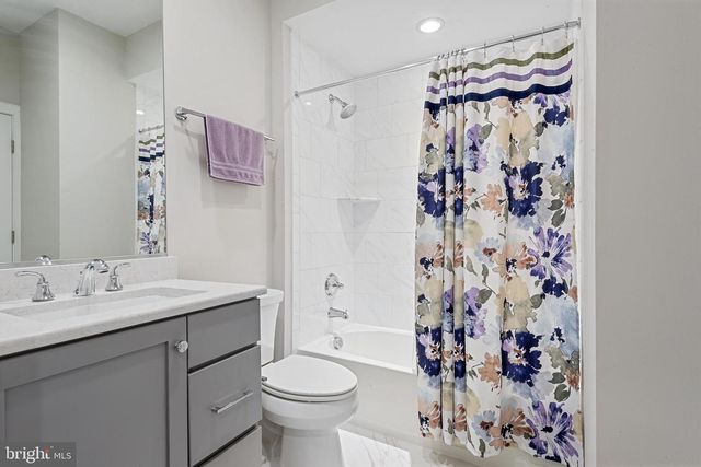 10274 GROSVENOR PL, North Bethesda, MD 20852