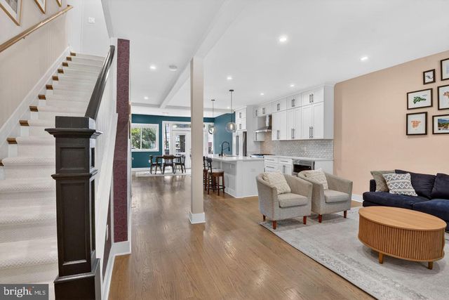 205 ROCK CREEK CHURCH RD NW, Washington, DC 20011