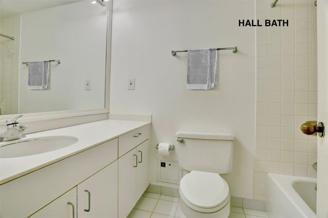 2001 Holcombe Boulevard 1801, Houston, TX 77030