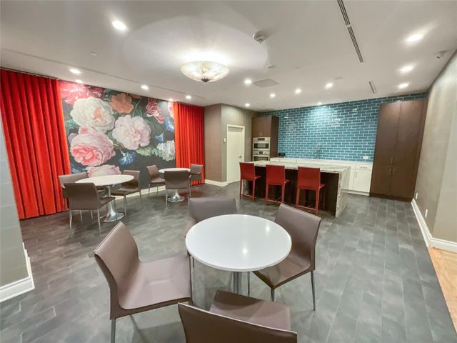 2001 Holcombe Boulevard 1801, Houston, TX 77030