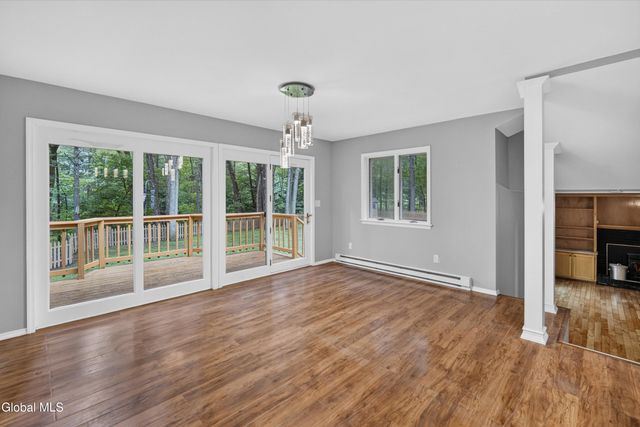 8 Cedarcrest Drive, Wilton, NY 12866