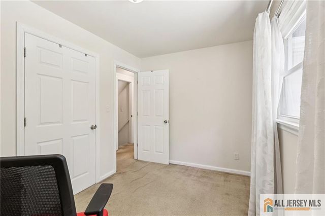 61 Wickom Avenue, Hamilton, NJ 08690