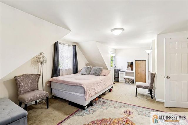 61 Wickom Avenue, Hamilton, NJ 08690