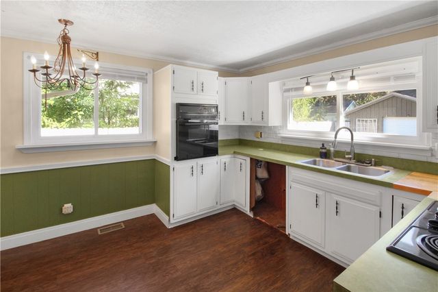 903 West 1st Street, Elmira, NY 14905