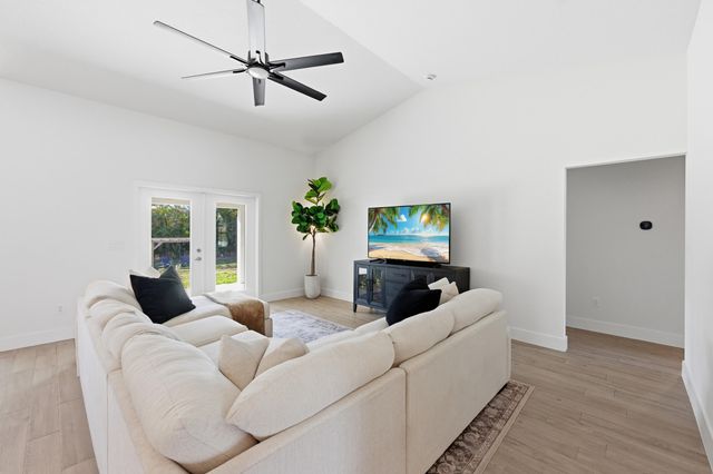 18932 42nd Road N, The Acreage, FL 33470