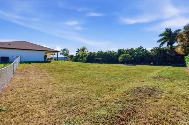 18932 42nd Road N, The Acreage, FL 33470