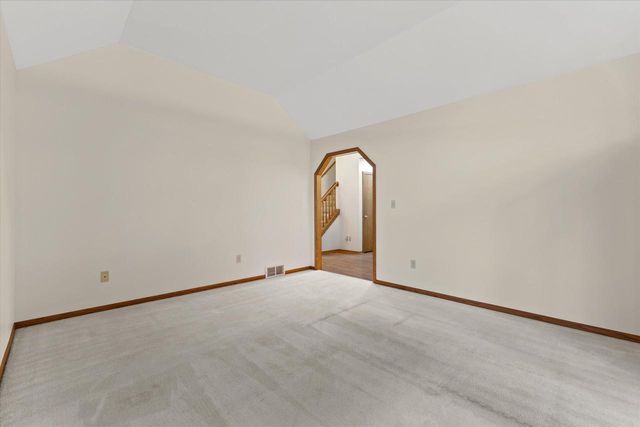 1661 Wood Ridge LANE, Burlington, WI 53105