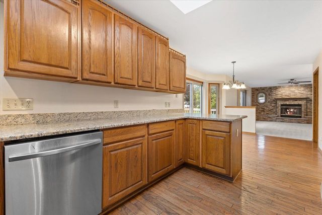 1661 Wood Ridge LANE, Burlington, WI 53105