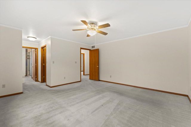 1661 Wood Ridge LANE, Burlington, WI 53105