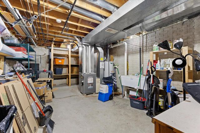 1661 Wood Ridge LANE, Burlington, WI 53105