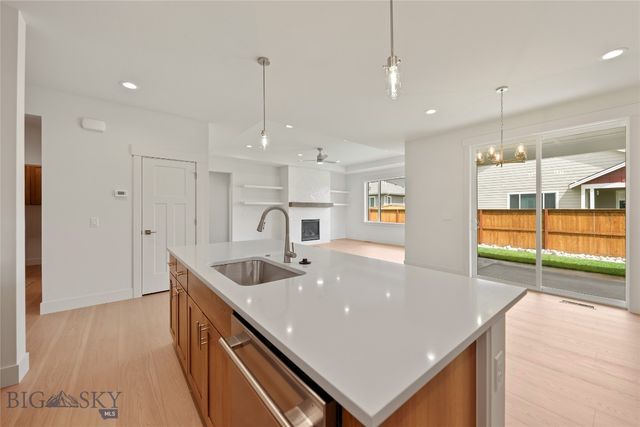 1501 Beeker Lane, Belgrade, MT 59714