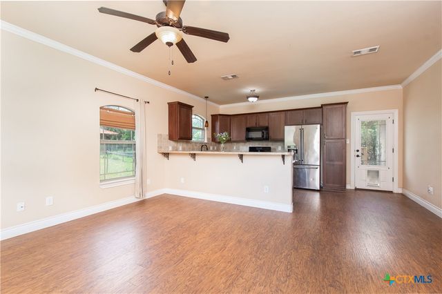 4360 Flint Oak Drive, Belton, TX 76513