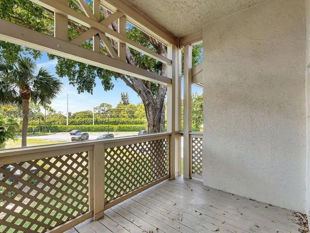 4847 Via Palm Lakes 1021, West Palm Beach, FL 33417