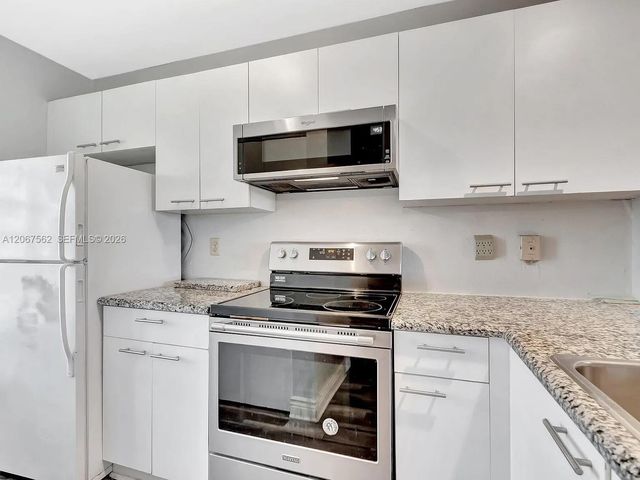 4847 Via Palm Lakes 1021, West Palm Beach, FL 33417