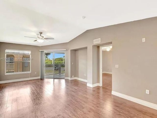 4847 Via Palm Lakes 1021, West Palm Beach, FL 33417
